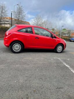 
										Peugeot 107 Hatchback 998cc full									