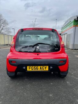 
										Peugeot 107 Hatchback 998cc full									