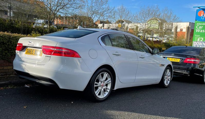 
								Jaguar XE Prestige Auto full									