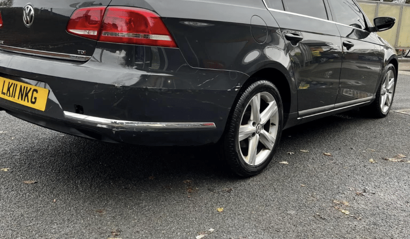 
								Volkswagon Passat full									