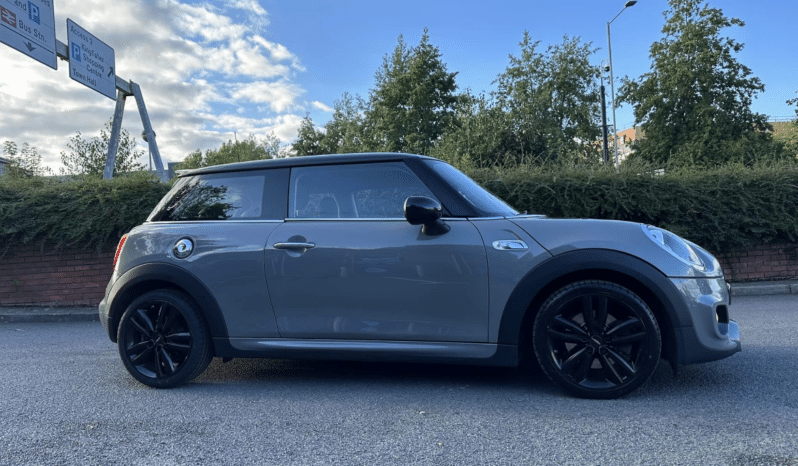 
								MINI COOPER S FOR SALE full									