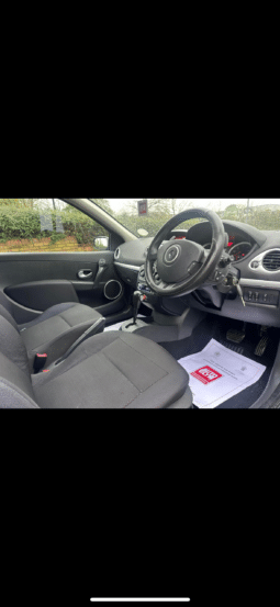 
										RENAULT CLIO FOR SALE full									