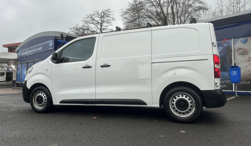 
								VAUXHALL VIVARO FOR SALE full									