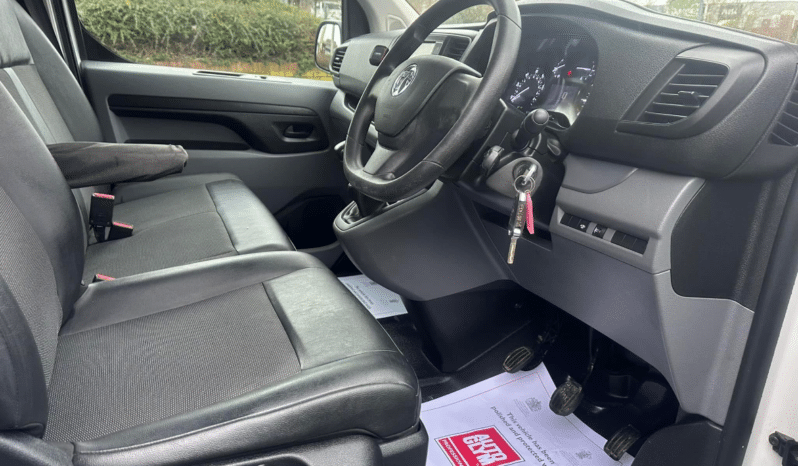 
								VAUXHALL VIVARO FOR SALE full									