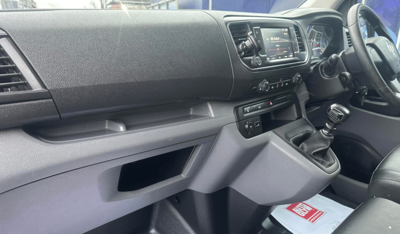 
								VAUXHALL VIVARO FOR SALE full									