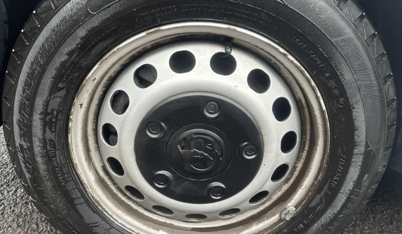 
								VAUXHALL VIVARO FOR SALE full									