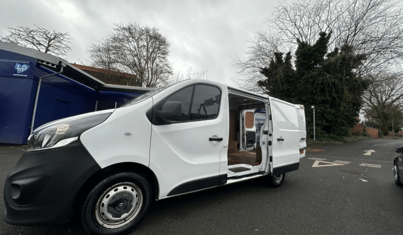 
								VAUXHALL VIVARO FOR SALE full									