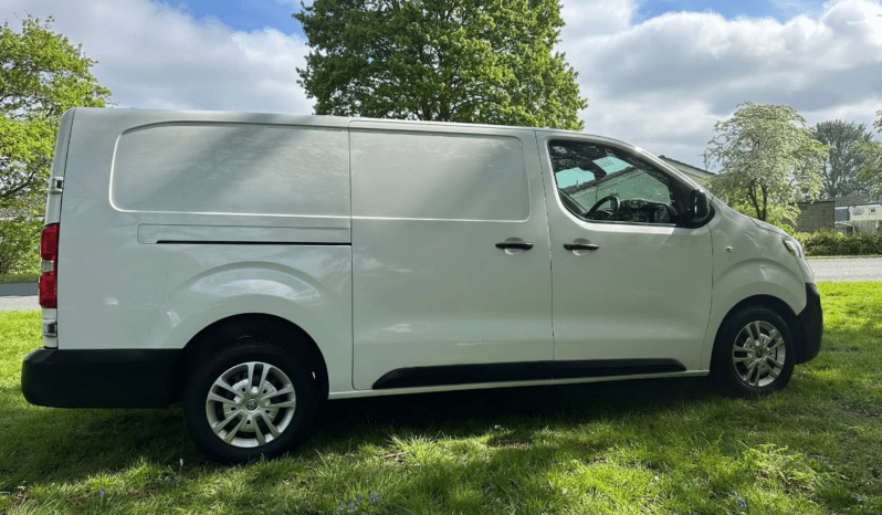 
								VAUXHALL VIVARO FOR SALE full									