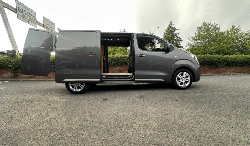 
								VAUXHALL VIVARO FOR SALE full									