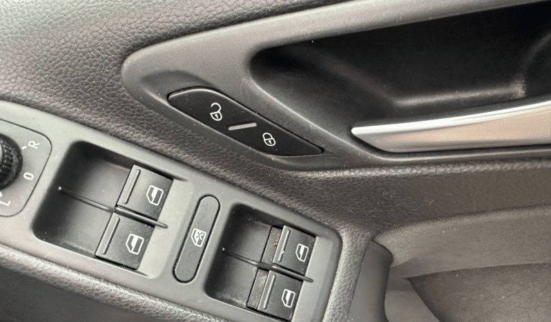 
								VOLKSWAGEN GOLF FOR SALE full									