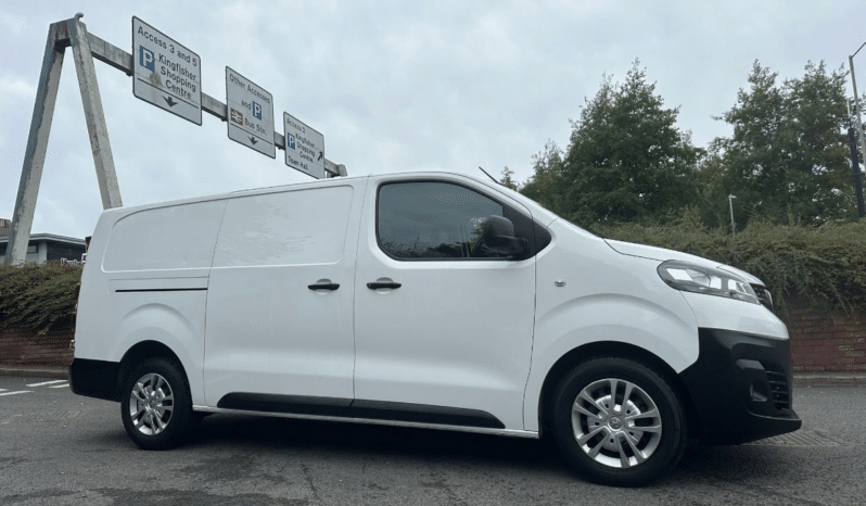
								VAUXHALL VIVARO FOR SALE full									