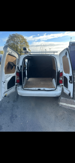 
										Vauxhall Combo For Sale full									