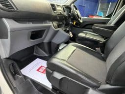 
										2020 VAUXHALL VIVARO LWB full									