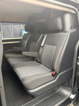 
										VAUXHALL VIVARO CREW CAB 3100 SPORTIVE full									