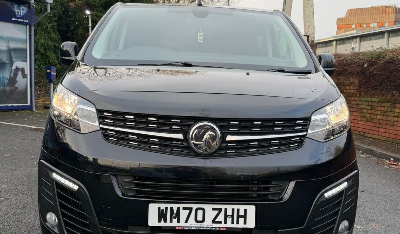 
								VAUXHALL VIVARO CREW CAB 3100 SPORTIVE full									