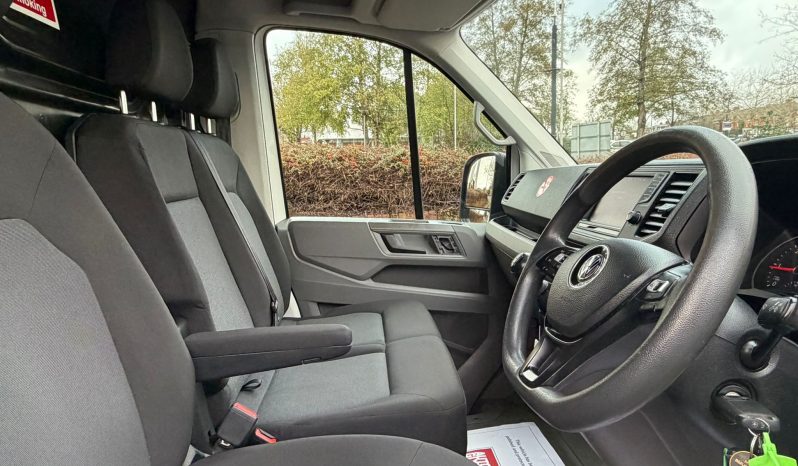 
								2019 VOLKSWAGEN CRAFTER VAN full									