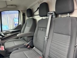 
										FORD TRANSIT CUSTOM 3000 LIMITED EDITION full									