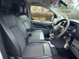 
										Vauxhall Vivaro 2021 full									