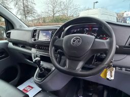 
										Vauxhall Vivaro 2021 full									