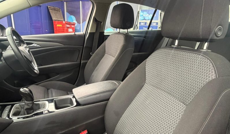 
								2020 Vauxhall Insignia Turbo D Tech Line Nav full									