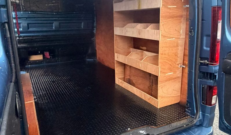 
								2016 VAUXHALL VIVARO SPORTIVE full									