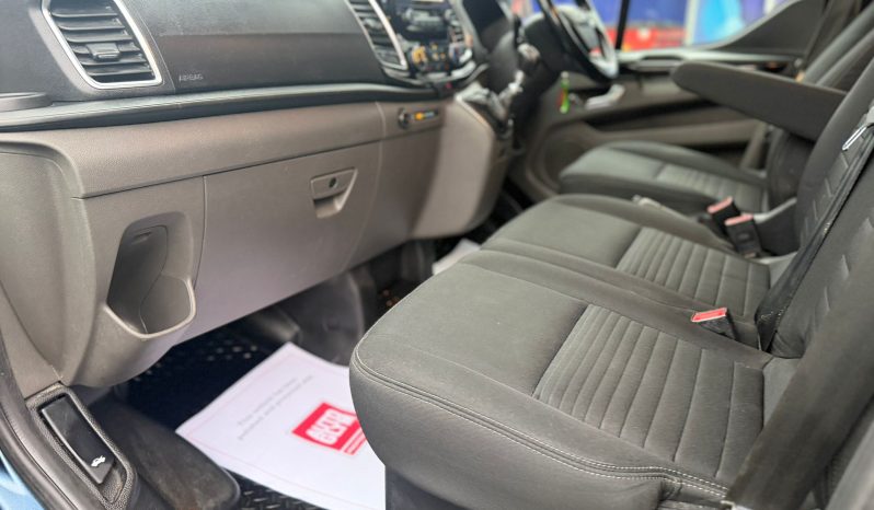 
								2020 FORD TRANSIT CUSTOM 300 LIMITED full									