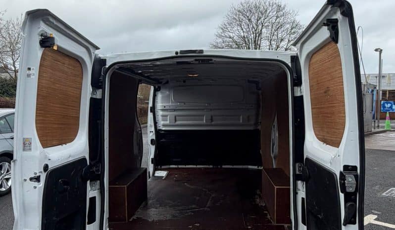 
								2018 VAUXHALL VIVARO SPORTIVE full									