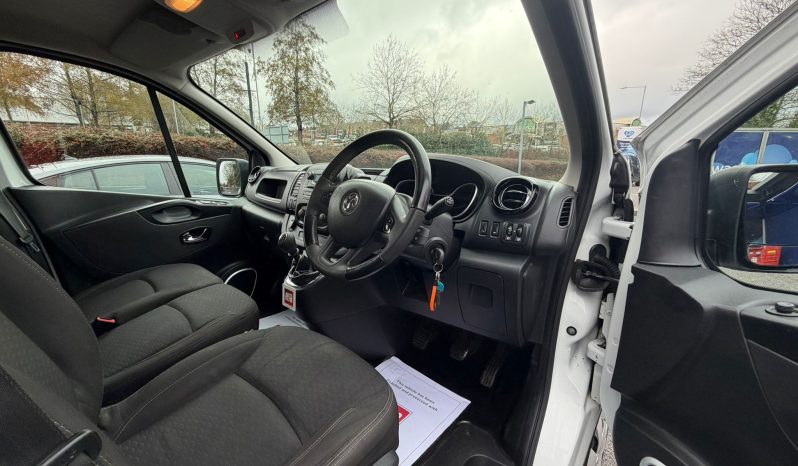 
								2018 VAUXHALL VIVARO SPORTIVE full									