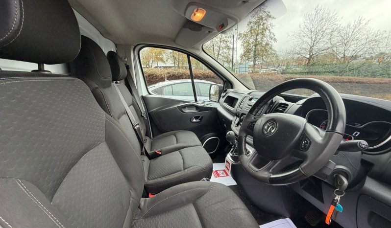 
								2018 VAUXHALL VIVARO SPORTIVE full									