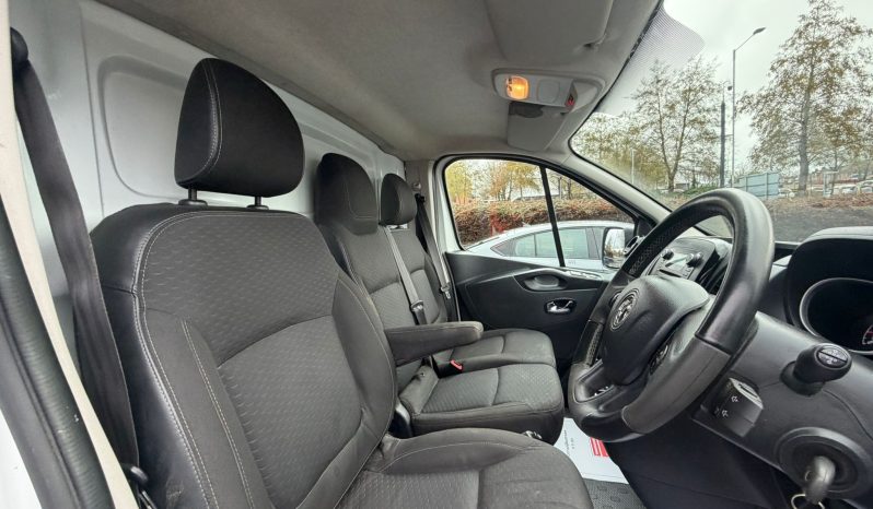 
								2018 VAUXHALL VIVARO SPORTIVE full									