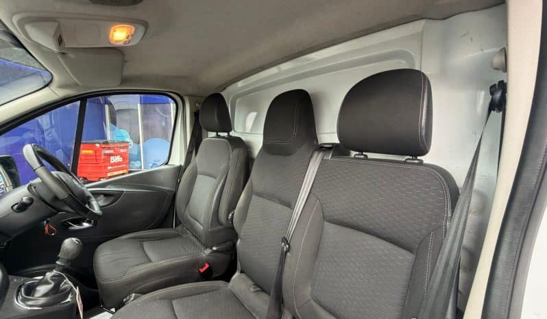 
								2018 VAUXHALL VIVARO SPORTIVE full									