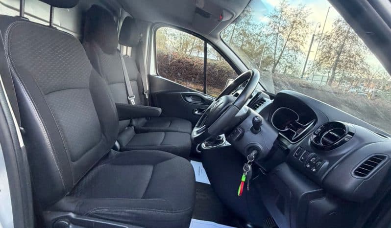 
								2018 (18) Vauxhall Vivaro Sportive full									