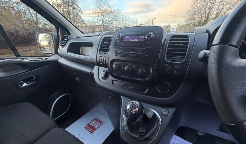 
								2018 (18) Vauxhall Vivaro Sportive full									