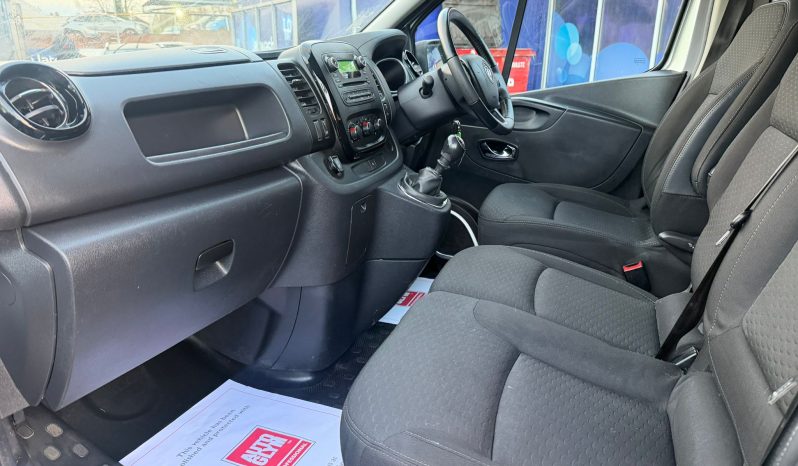 
								2018 (18) Vauxhall Vivaro Sportive full									