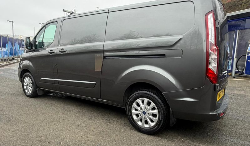 
								2020 FORD TRANSIT CUSTOM 300 LIMITED full									