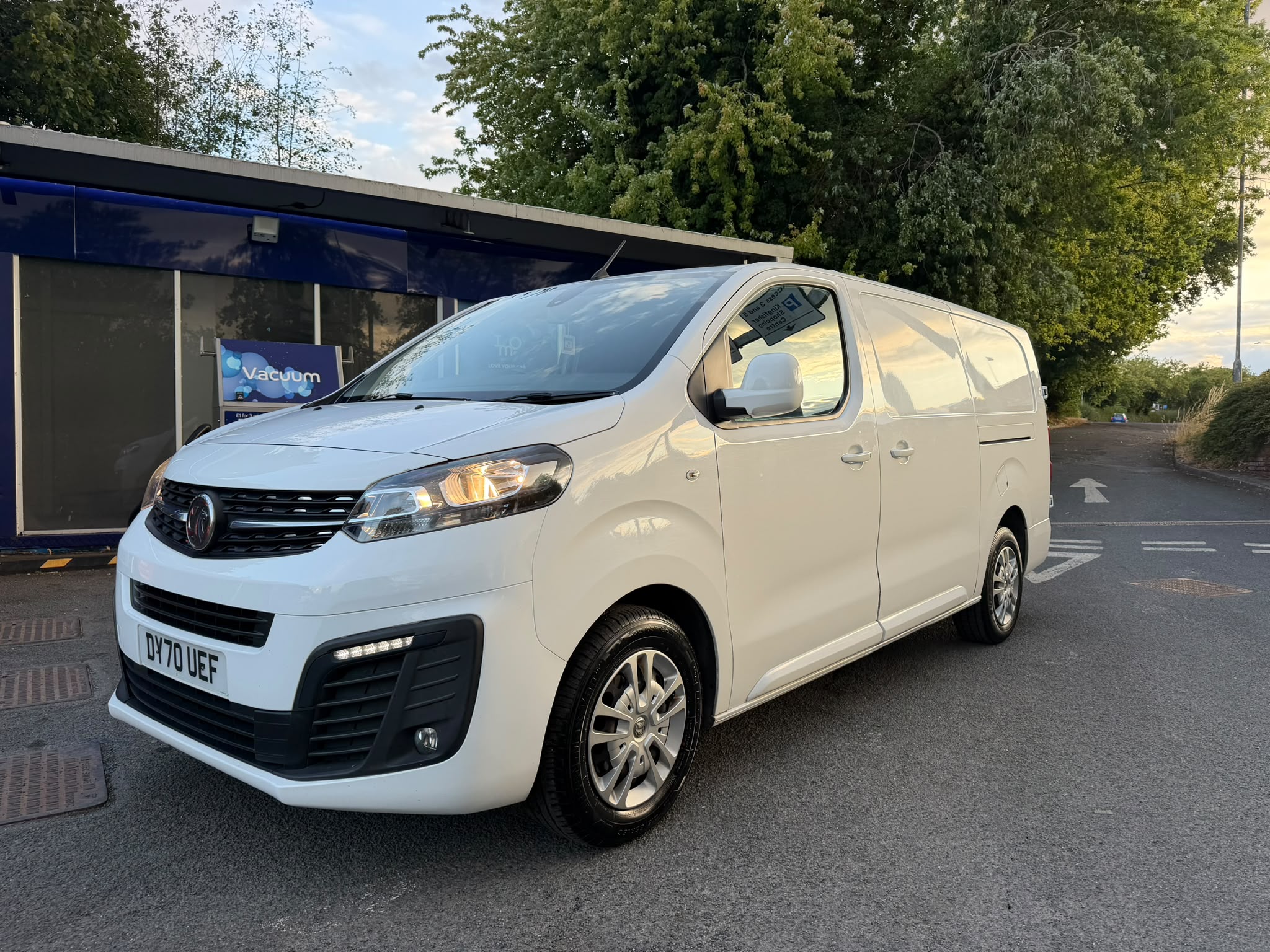70 PLATE VAUXHALL VIVARO 1.5 TURBO D 2900 SPORTIVE L2 H1 EURO 6